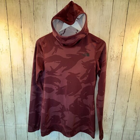 The North Face Women's S Hoodie Pullover Base Layer Flashdry Thumb Holes Maroon - Picture 1 of 9